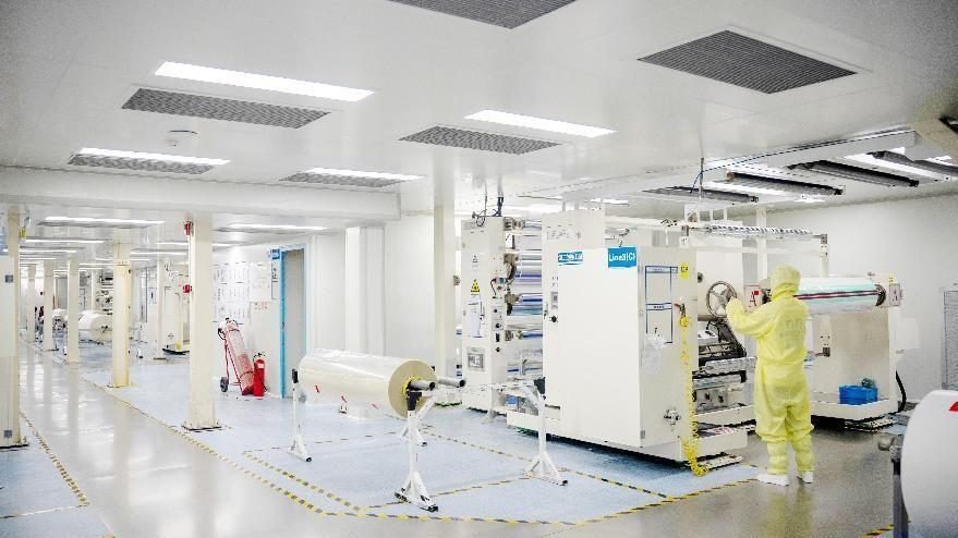 Precision coating line in the clean room