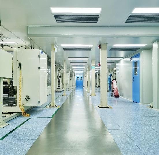 Cleanroom corridor between the coating and slitting halls