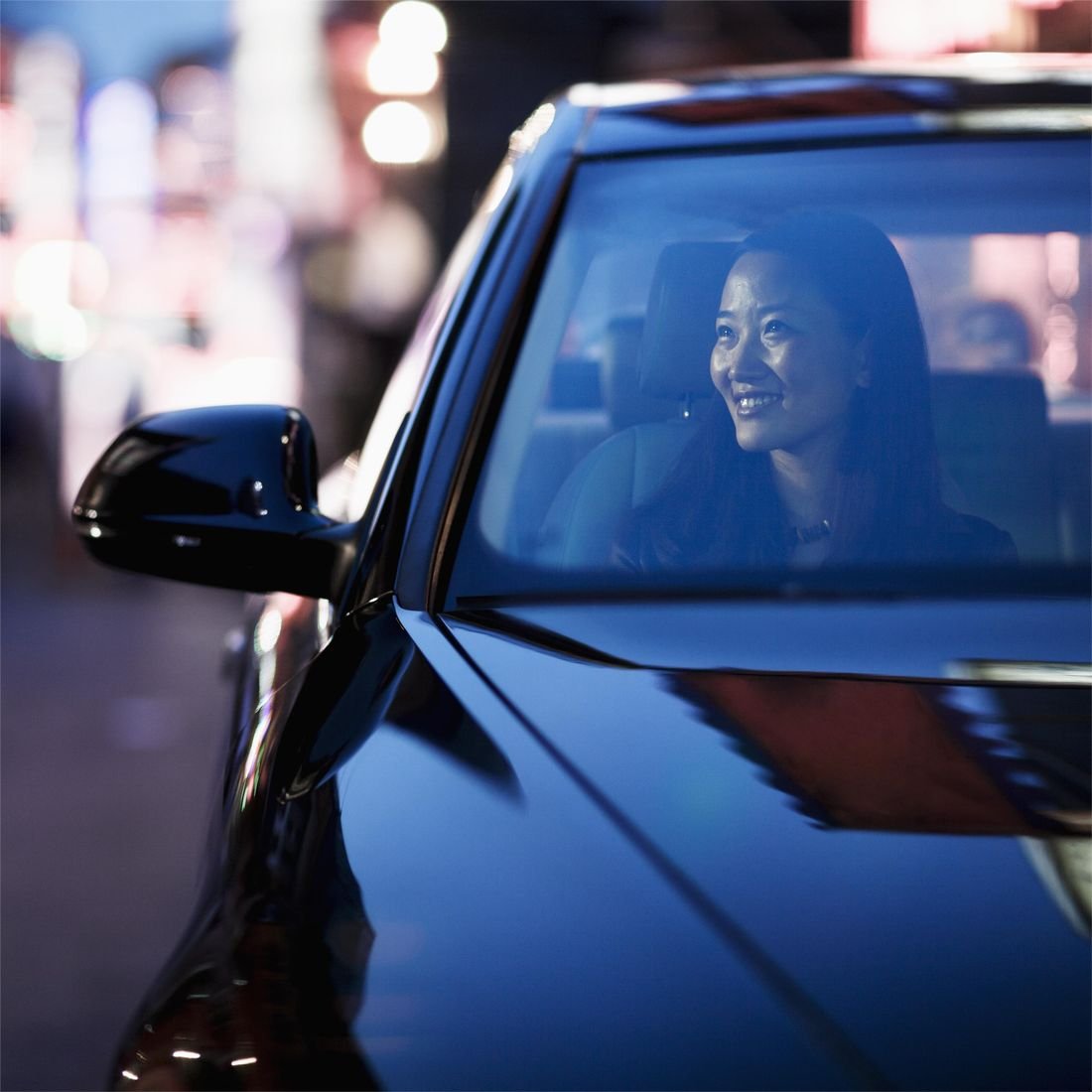 Privacy through darker rear glass at night
